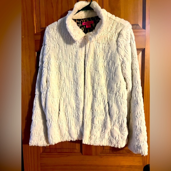Betsy Johnson size medium white jacket - Picture 1 of 7